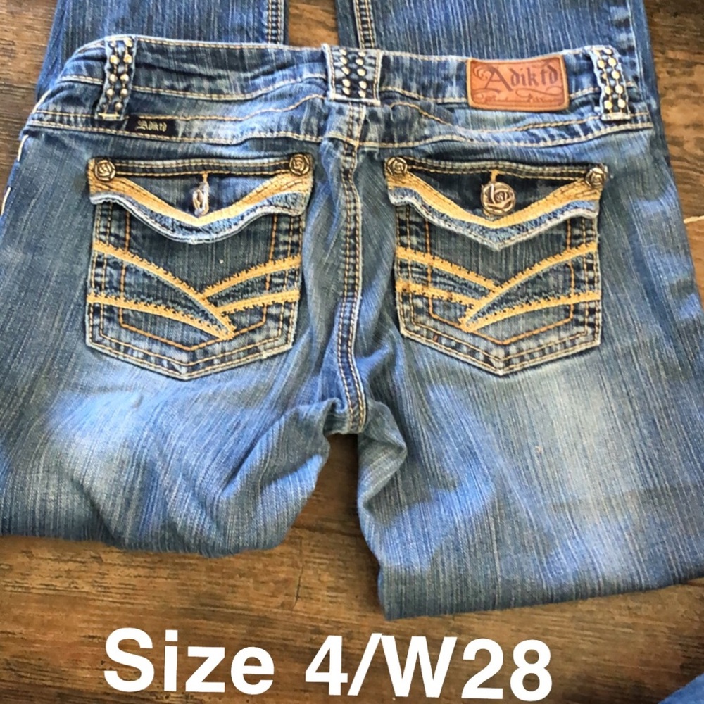 Jeans